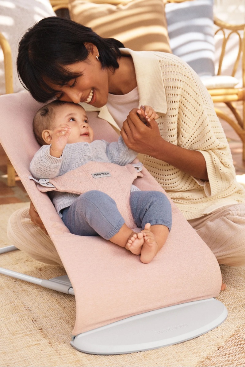 Babybjörn Bouncer Bliss lamamistool, Light Pink Woven Melange — изображение 4