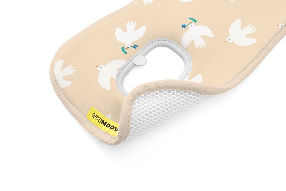 AeroMoov higistamisvastane istmekate turvatoolile Grupp 0+, Birds - Image 2