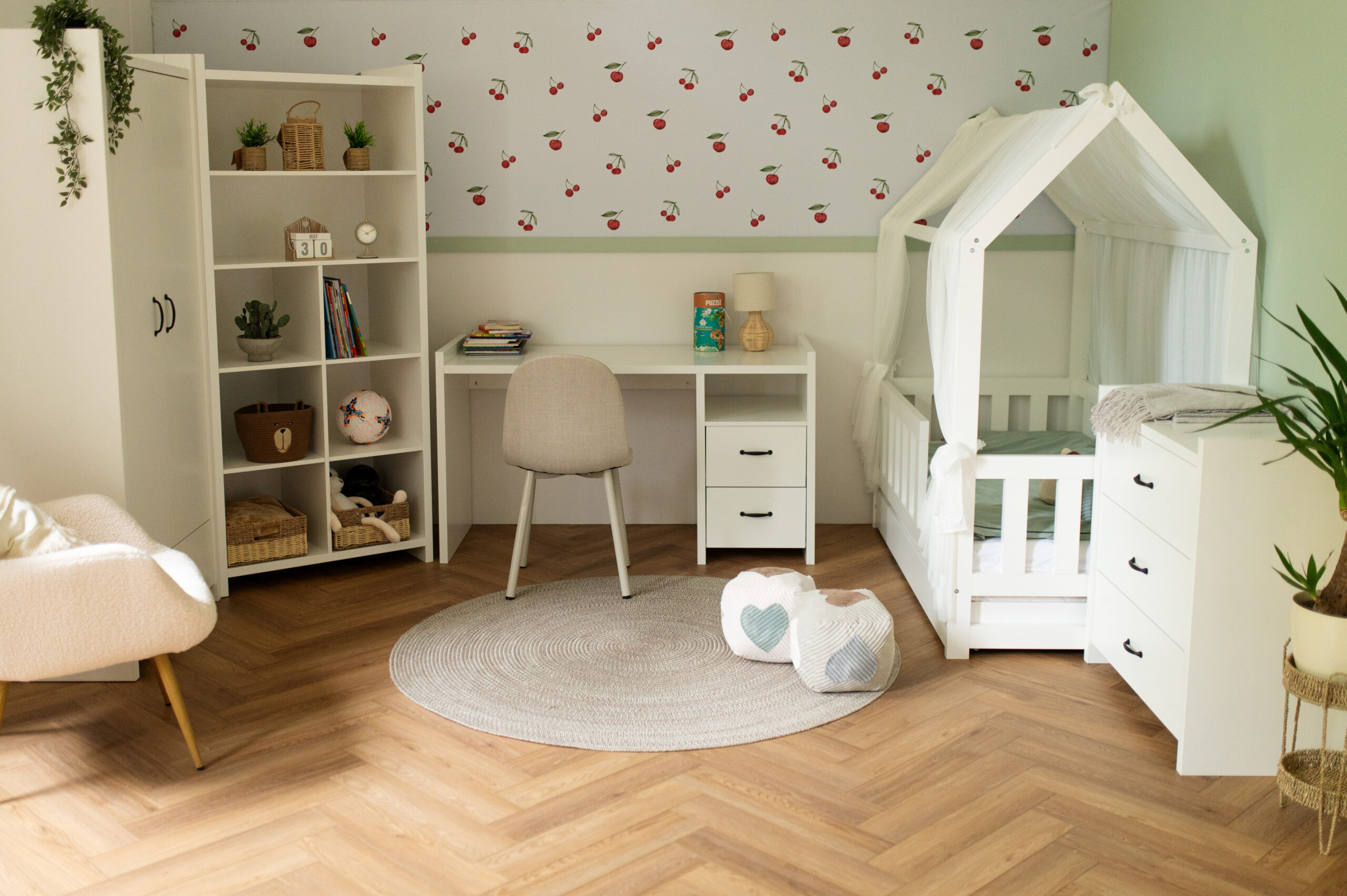 Raamaturiiul Amelia, valge - Image 2