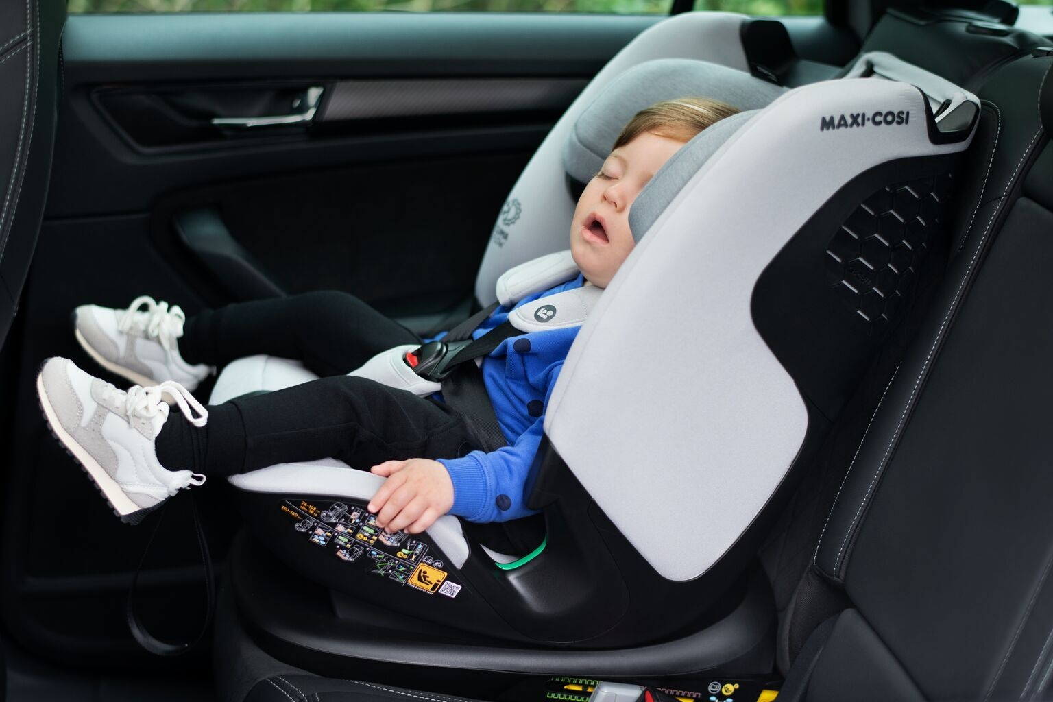 Maxi-Cosi Titan Pro i-Size turvatool 9-36kg, Authentic Black - Image 10