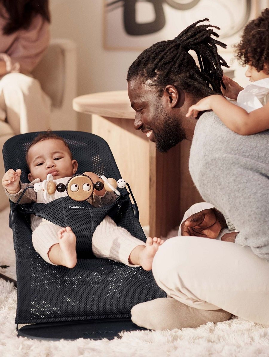 BabyBjörn mängukaar Googly Eyes Black-White - Image 3