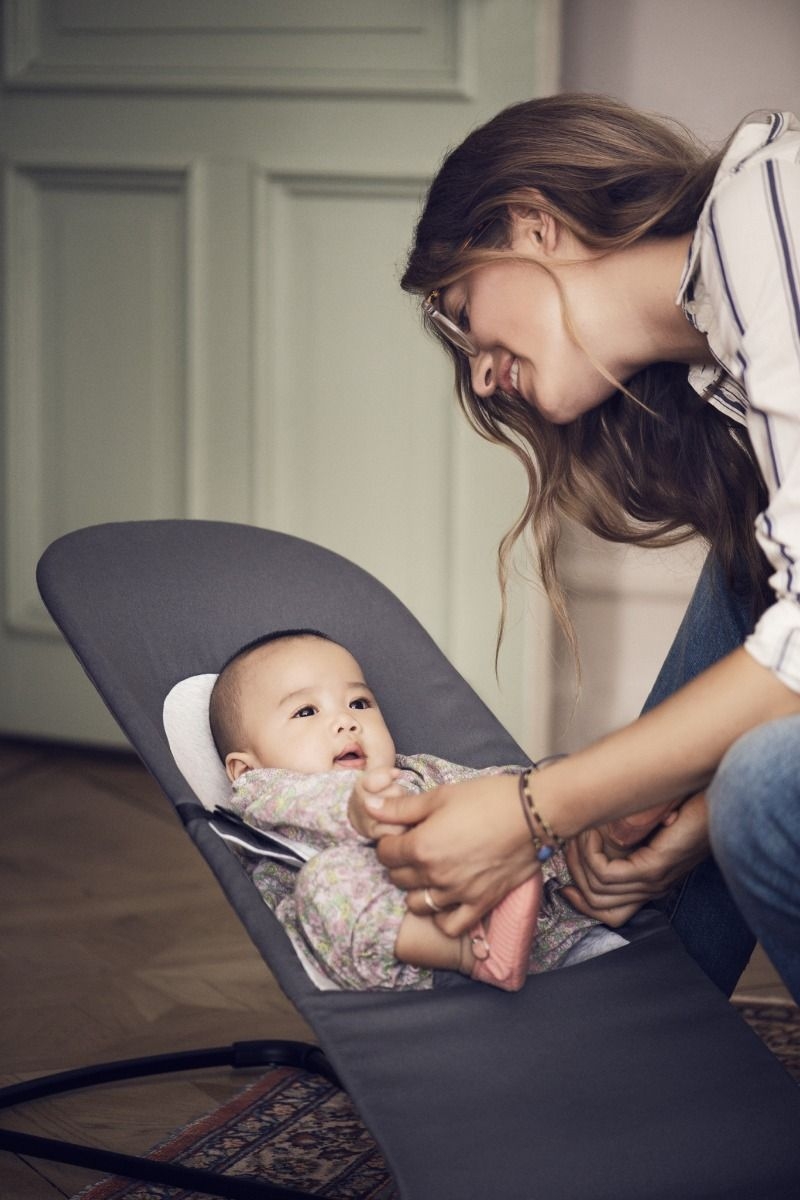 Babybjörn Balance Soft lamamistool, Black-Dark Grey cotton — изображение 2