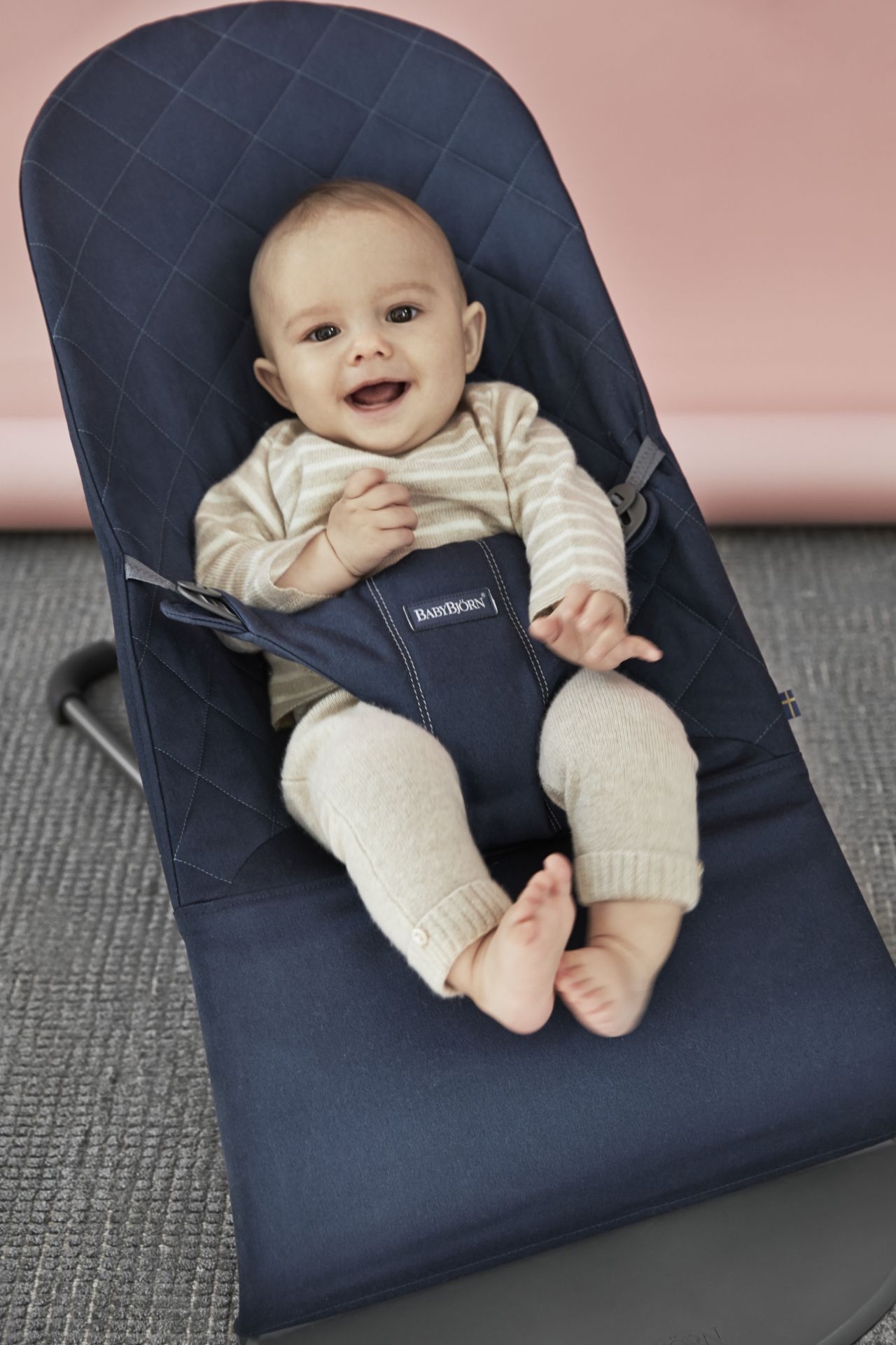 Babybjörn Bouncer Bliss Cotton lamamistool, Midnight Blue Woven Classic — изображение 2