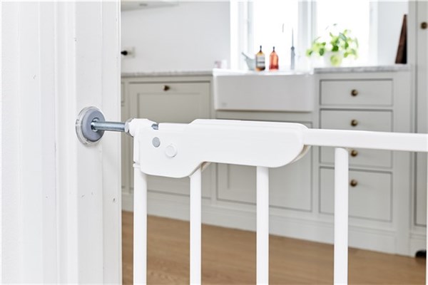 BabyDan Asta/Premier turvavärav, Black (kopeeri) — изображение 4