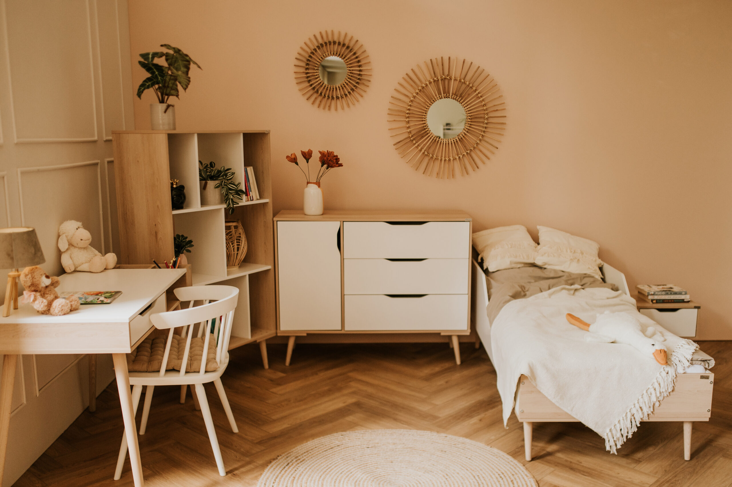 Kummut Sofie valge/pöök mähkimisalusega pöök - Image 4