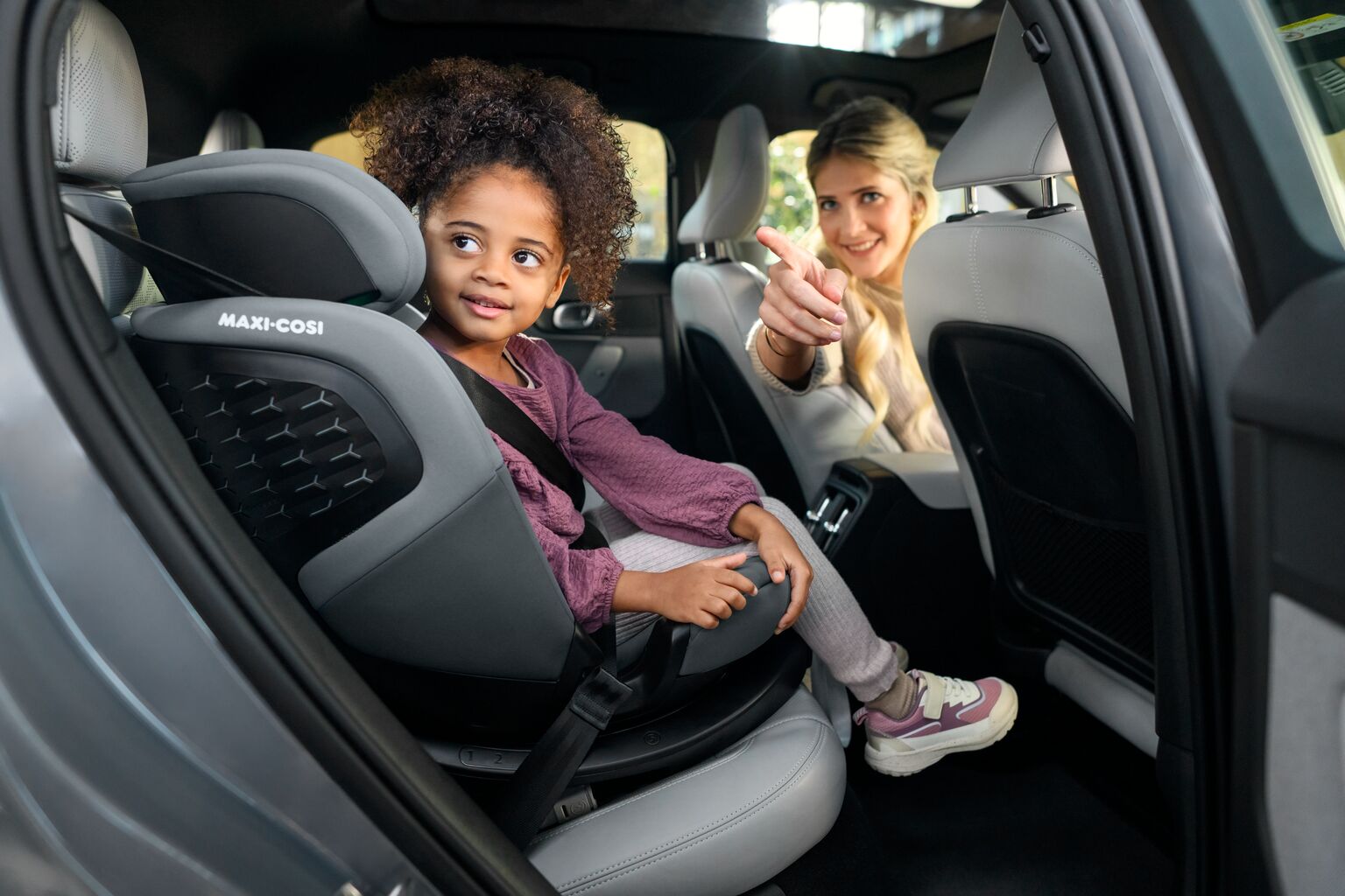 Maxi-Cosi Emerald 360 S turvatool 0-36kg, Tonal Graphite - Image 11