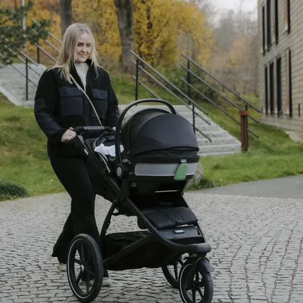 Axkid Gokid i-Size turvahäll 40–87 cm/13 kg + Isofix alus, Coastal Storm Black — изображение 7