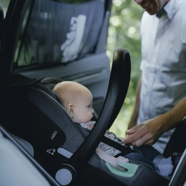 Axkid Gokid i-Size turvahäll 40–87 cm/13 kg + Isofix alus, Coastal Storm Black — изображение 13